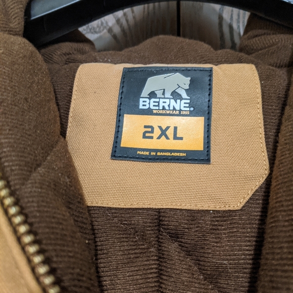 Men's Winter Parka - Picture 3 of 5